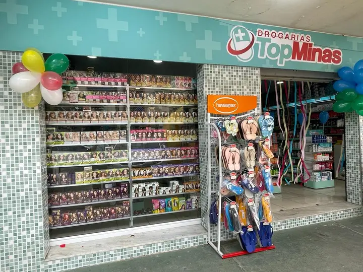 Fachada da Drogarias TopMinas em Inhaúma